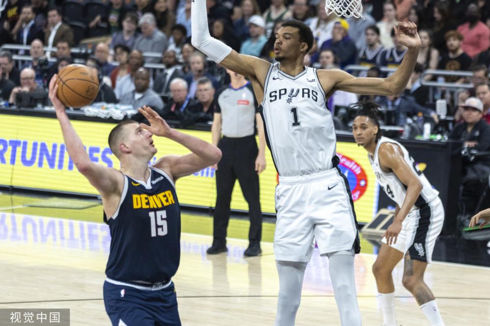 中国鹰迷与 中国鹰迷与